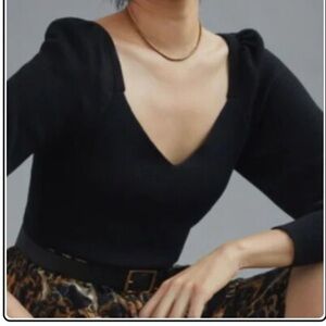 Anthropologie‎ Sweetheart Neck Black Puff Sleeved Sweater. Size Medium